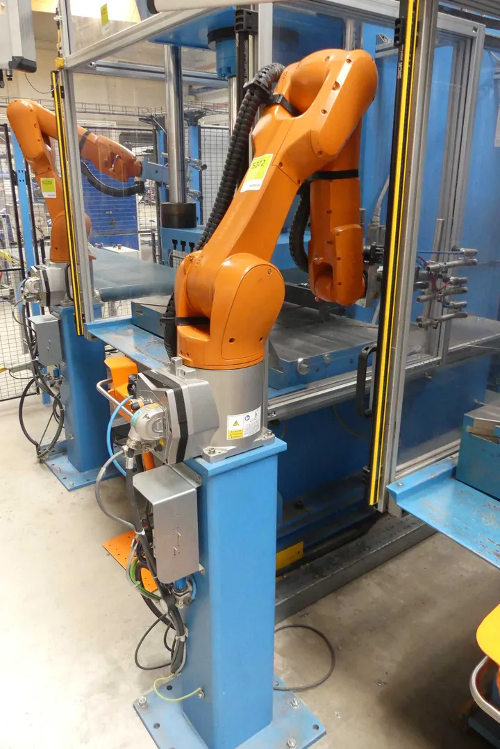 KUKA Roboter Typ KR R1100-2